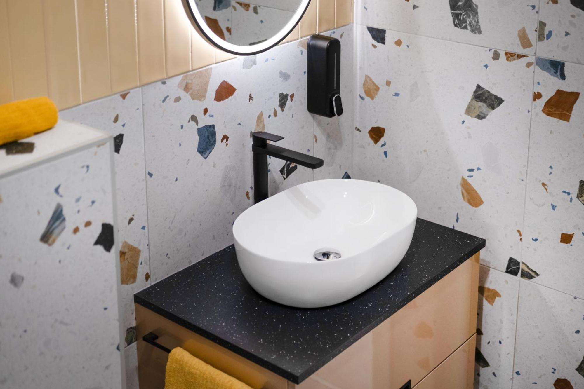 Myflat Wave Luxury 44 Suite Siofok Bagian luar foto