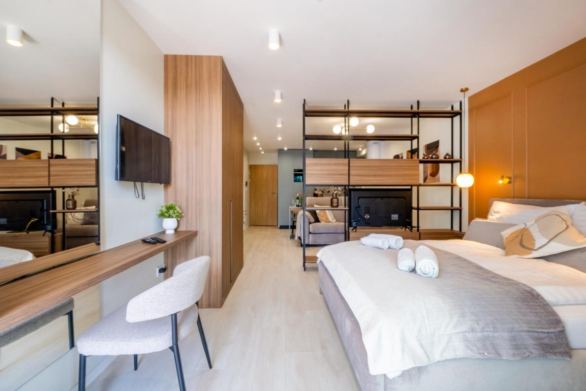 Myflat Wave Luxury 44 Suite Siofok Bagian luar foto